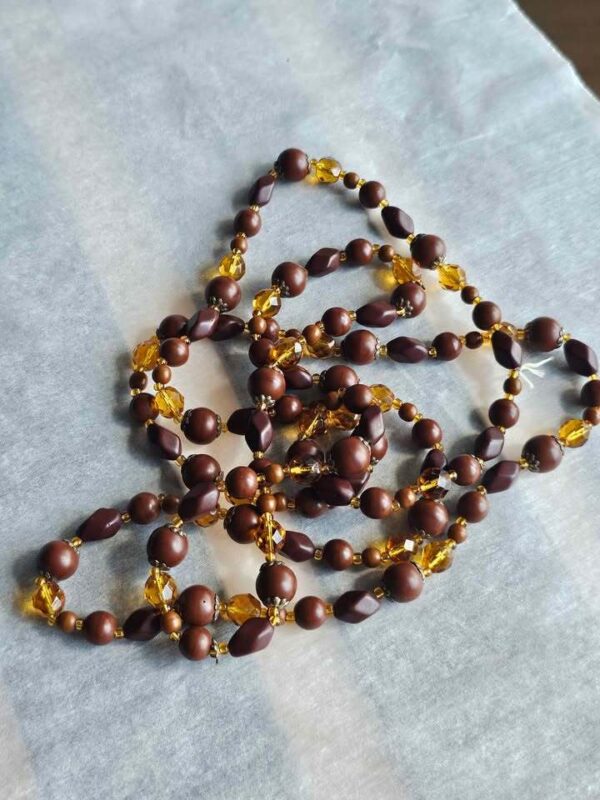 p1-180.jpg Vintage Long Flapper style Brown and Amber glass Beaded Necklace