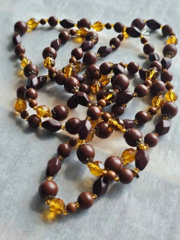 p1-181.jpg Vintage Long Flapper style Brown and Amber glass Beaded Necklace