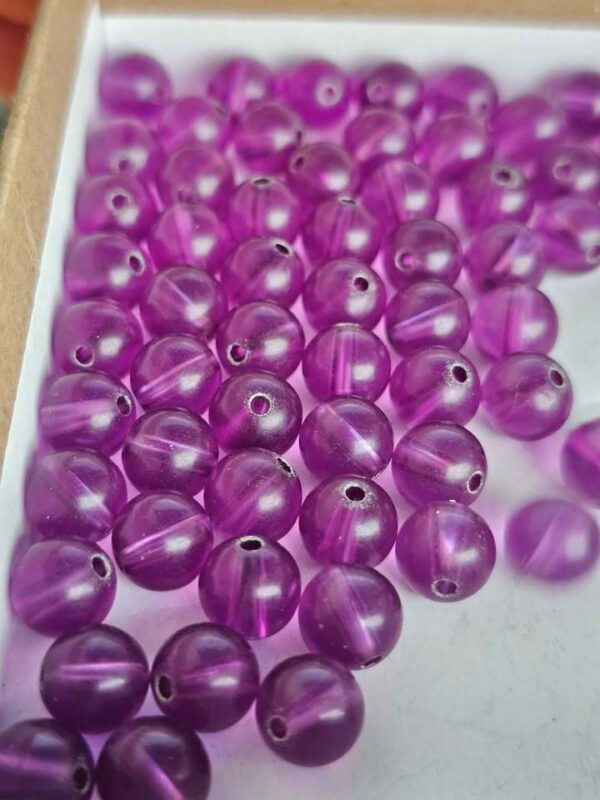 p1-340.jpg Purple Round Beads Vintage stock