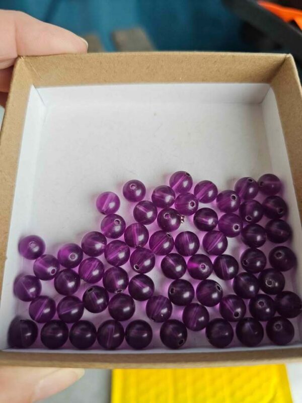 p1-345.jpg Purple Round Beads Vintage stock