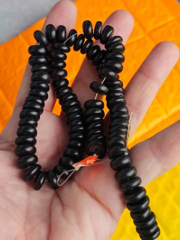 Black Disc Bead Strand