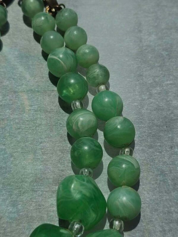 p1-38.jpg Vintage Double Strand Green Marbled Bead Necklace