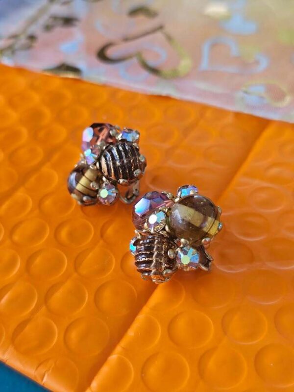 p1-413.jpg Vintage Cluster Clip-On Earrings with AB Rhinestones and Art Glass Beads