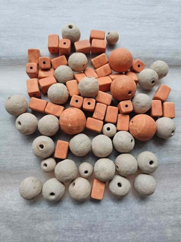 p1-555.jpg Vintage 80 Grams of stock Assorted Terracotta and Clay Craft Beads