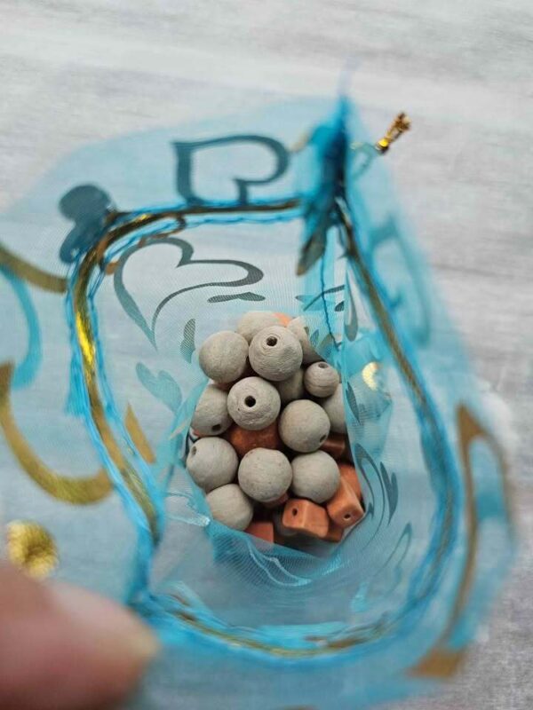 p1-557.jpg Vintage 80 Grams of stock Assorted Terracotta and Clay Craft Beads