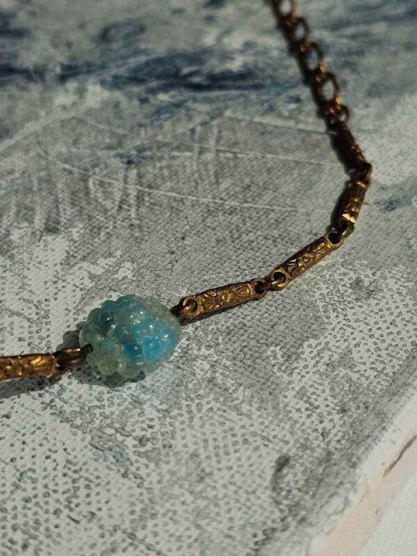 p1-815.jpg Vintage Unique Frosted and Blue Glass Bead Brass Necklace