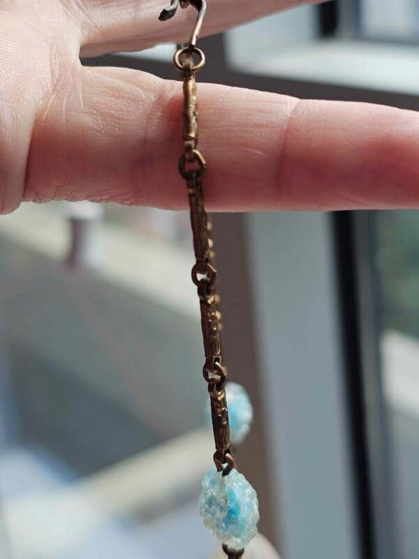 p1-818.jpg Vintage Unique Frosted and Blue Glass Bead Brass Necklace