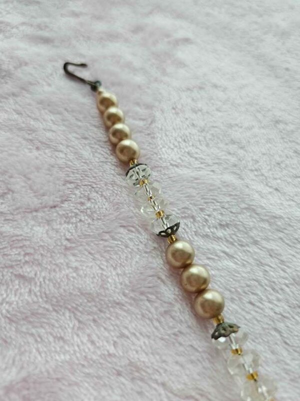 Cute collector piece Vintage Faux Pearl and Faceted Glass Bead Necklace